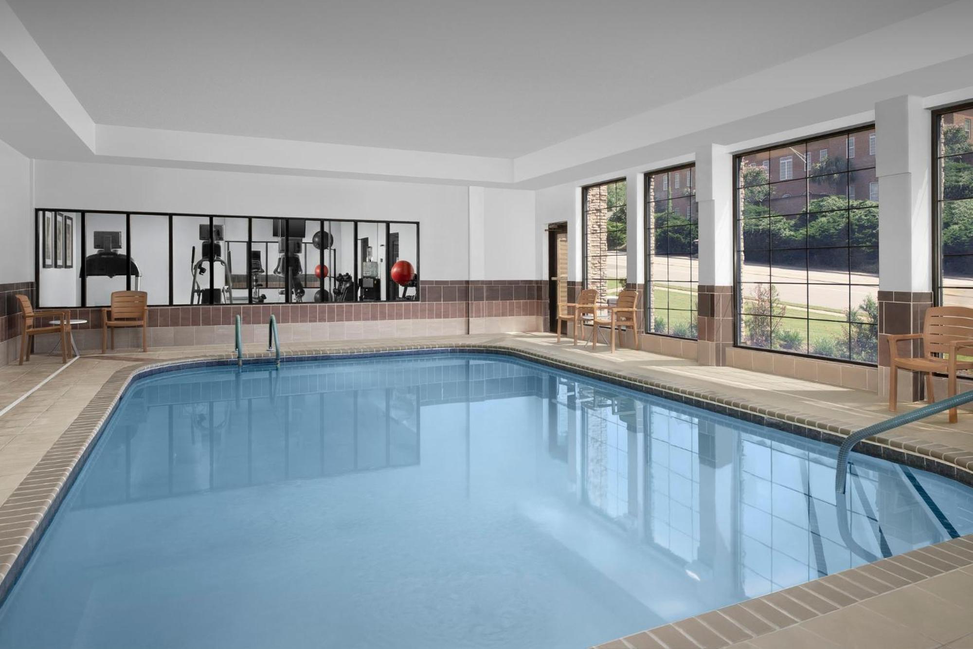 Staybridge Suites North Charleston By Ihg Екстериор снимка