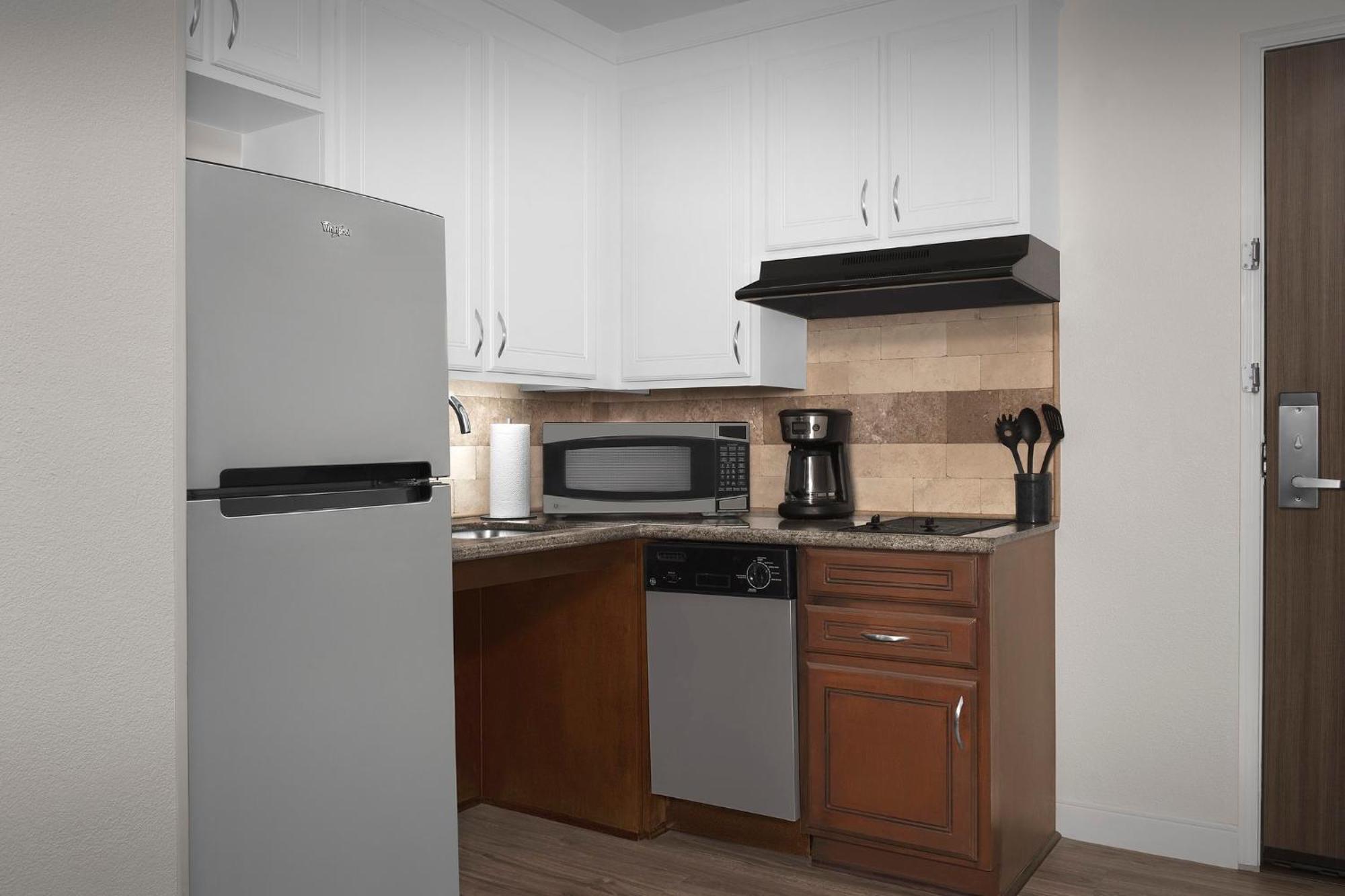 Staybridge Suites North Charleston By Ihg Екстериор снимка